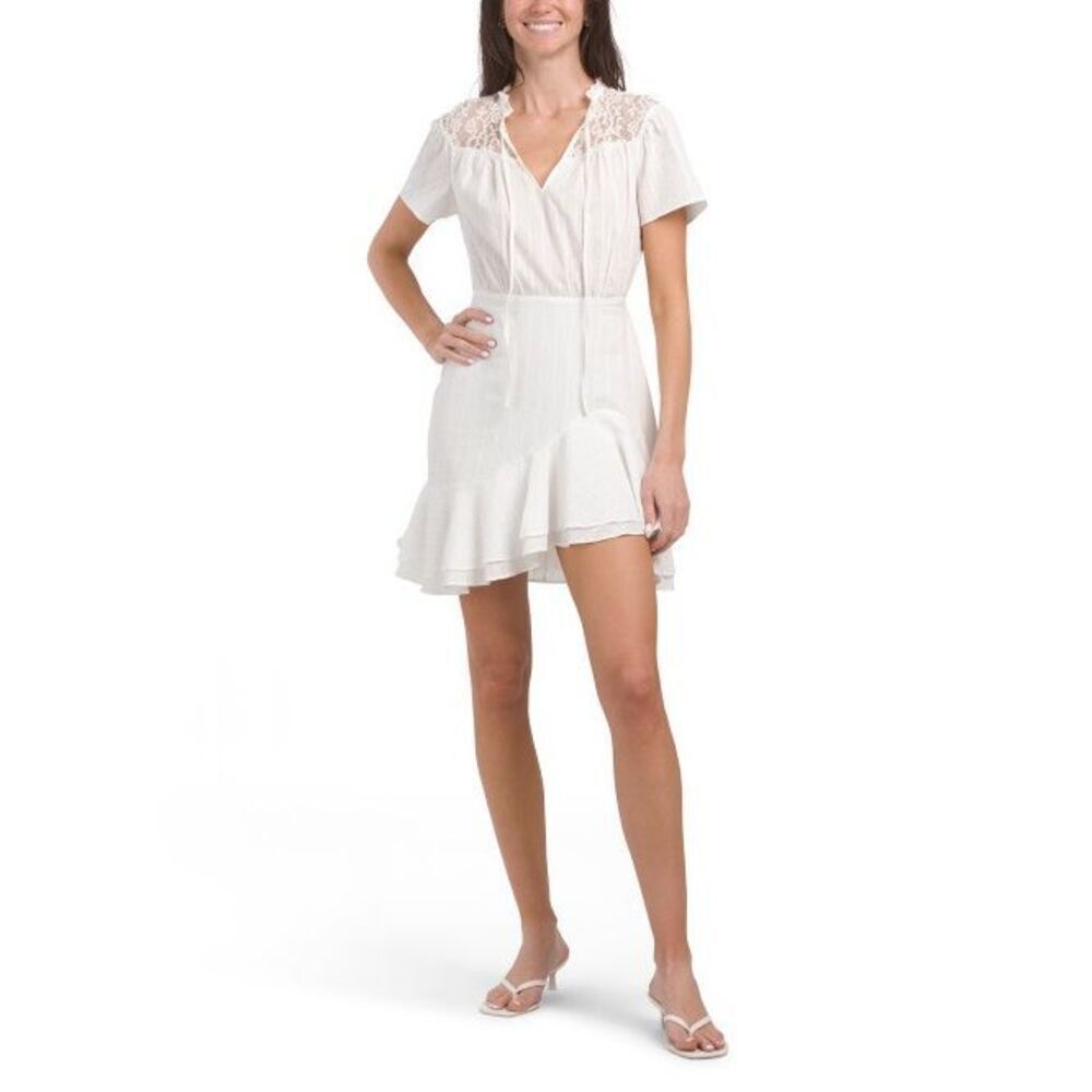 ✨MAIN STRIP LACE TOP WHITE SZ LARGE DRESS✨